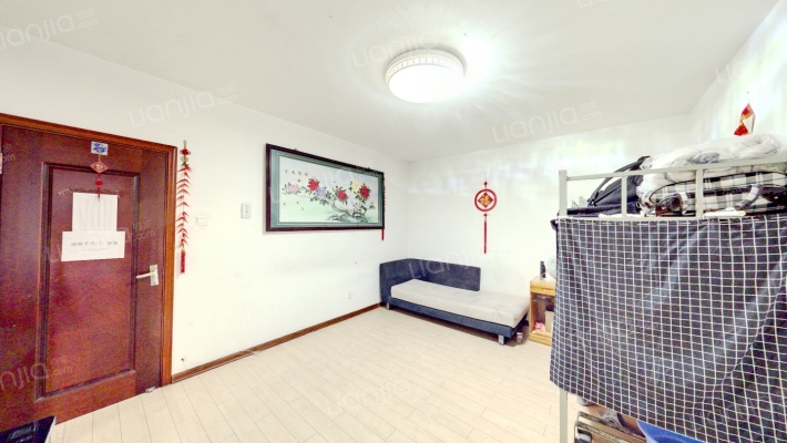 新贵都D区二手房实景图