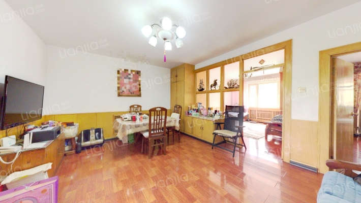 成套小区二手房实景图