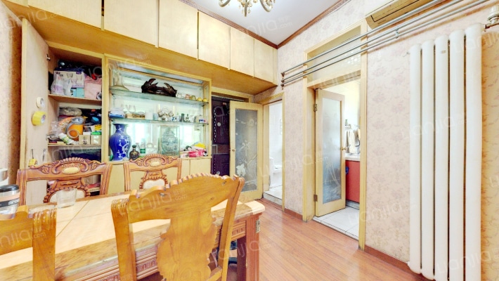 伏牛路224号院二手房实景图