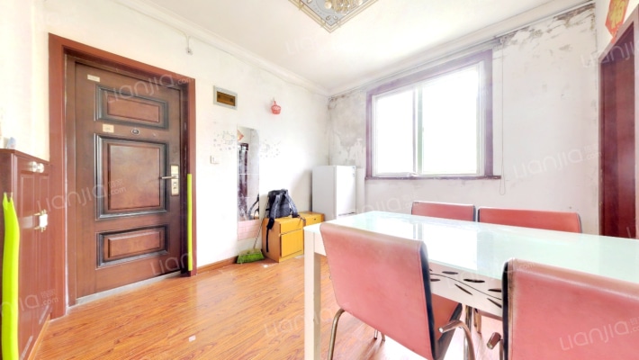 万寿新村五区二手房实景图