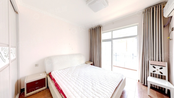 明珠港湾电梯洋房，标准一室一厅，客卧朝阳户型方正-卧室