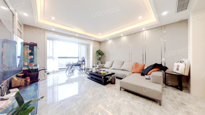 普罗旺世七期温泉别墅二手房实景图