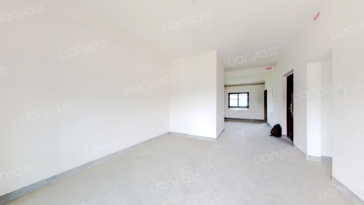 绿城云栖玫瑰园二手房实景图