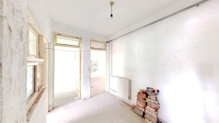 八里洼路2号二手房实景图