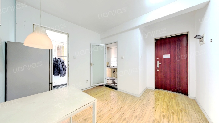 合能珍宝琥珀二手房实景图