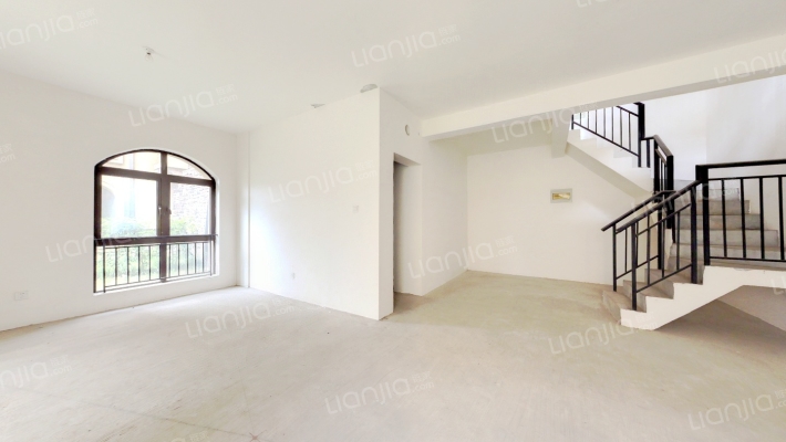 世茂云湖二手房实景图