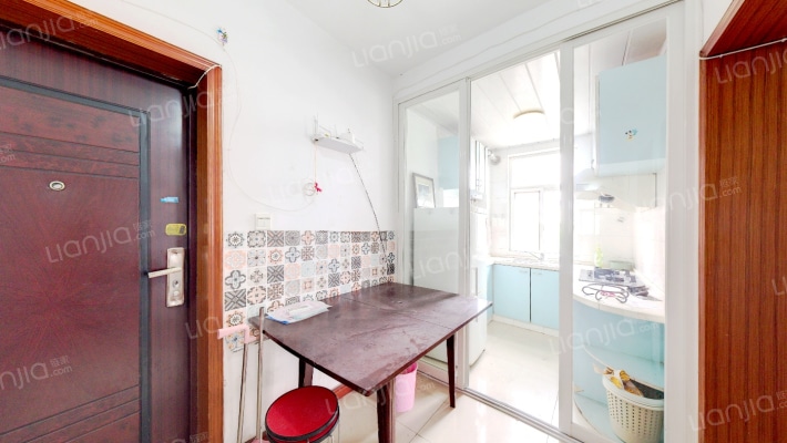 裴西村二手房实景图