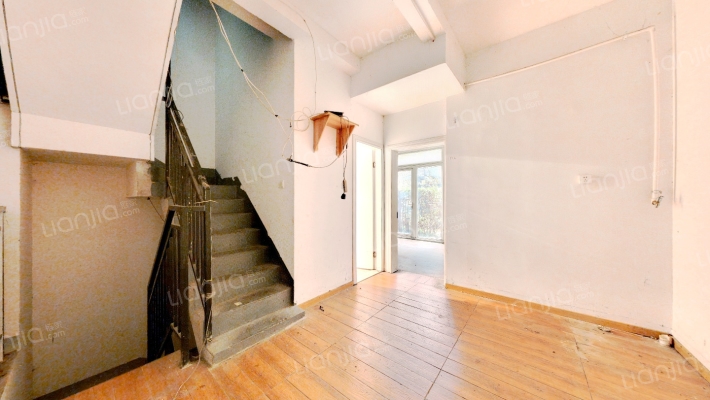 新城上坤樾山美墅二手房实景图