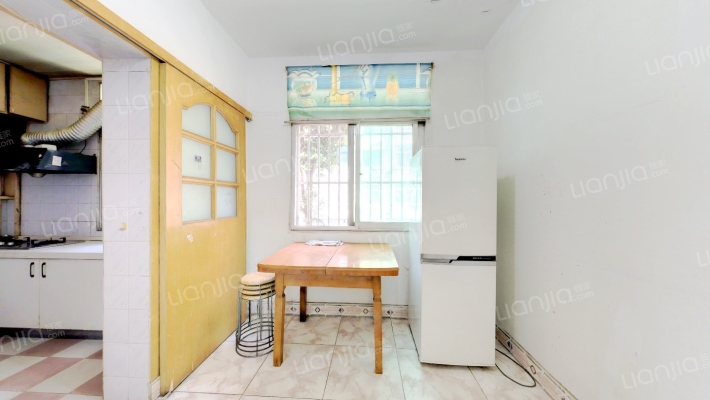 民航小区二手房实景图