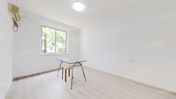 天山路二手房实景图