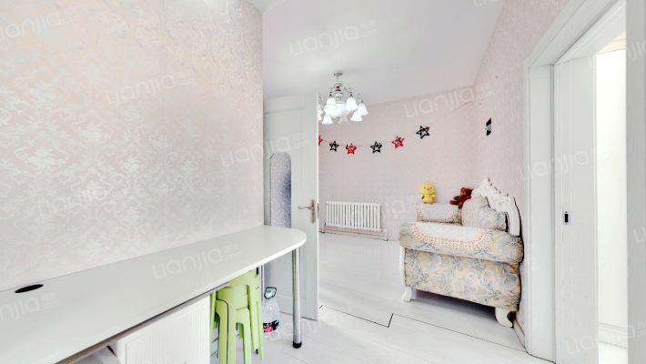 学府绿景苑二手房实景图