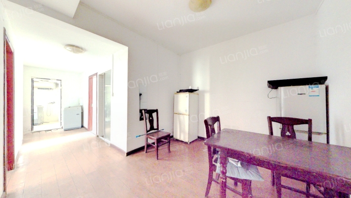 怡江苑二手房实景图