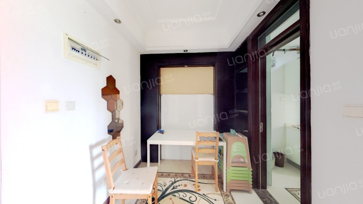 颐和香榭二手房实景图