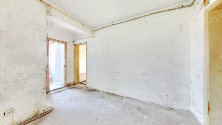 威宁大楼二手房实景图