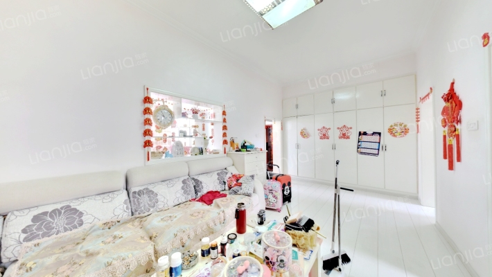 大水晶街二手房实景图