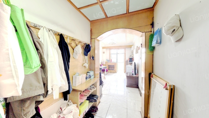 远翠中里二手房实景图