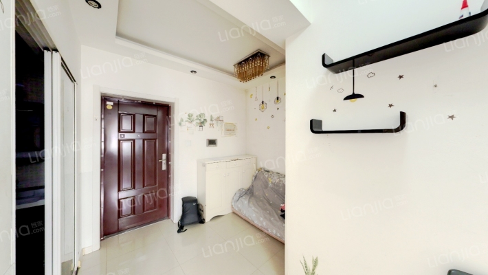 亿丰南奥国际二手房实景图