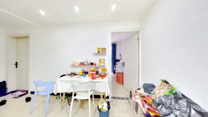 佘北家园紫荆苑二手房实景图