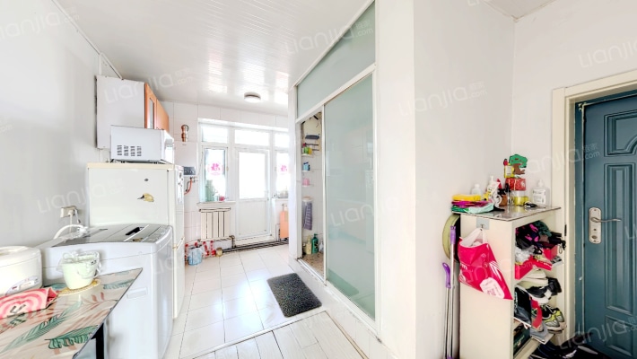 泰山小区二手房实景图