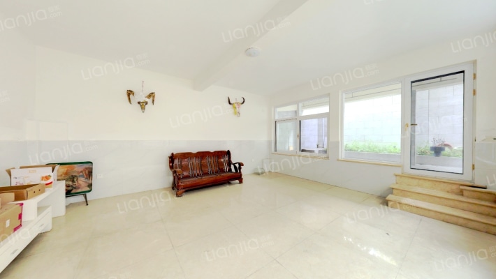 水岸春天二手房实景图