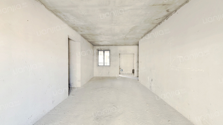 蓝湾湖畔二手房实景图