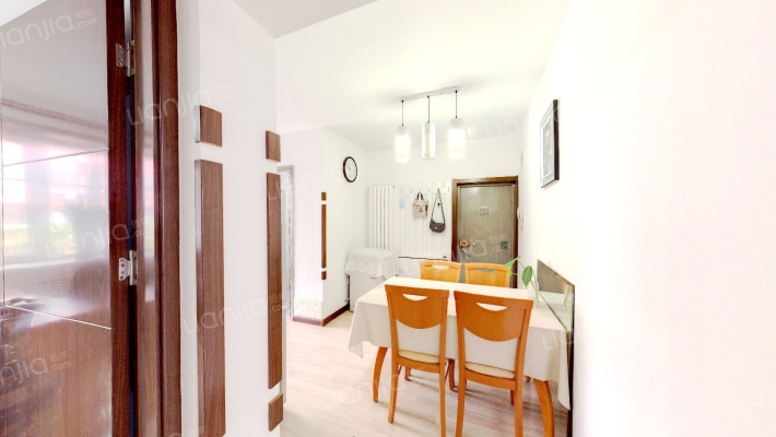 沱江里二手房实景图