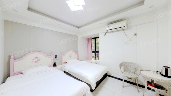 东方新城二期二手房实景图