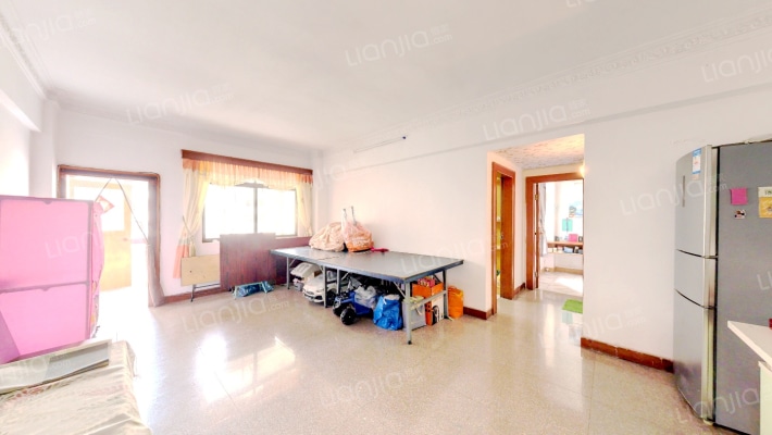 荔浦公司宿舍二手房实景图