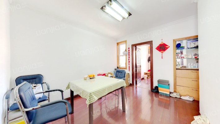 十字街70号二手房实景图