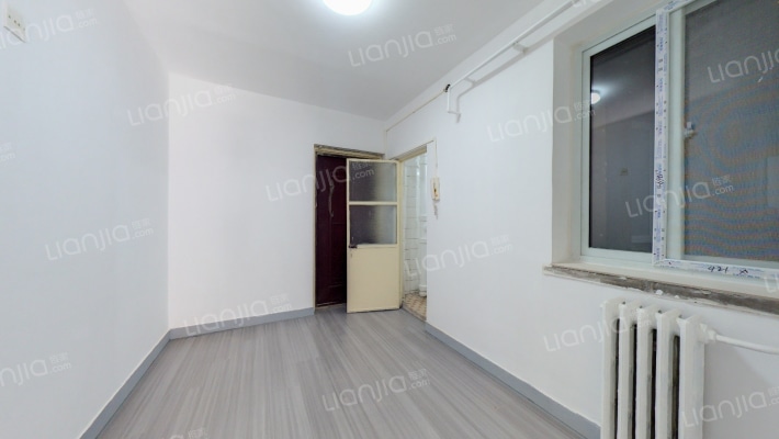 新德街35号院二手房实景图