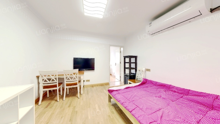 公教一村二手房实景图