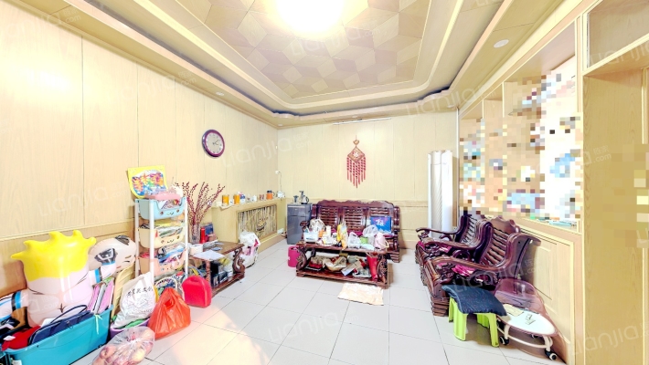 栖仙温泉公寓东区二手房实景图