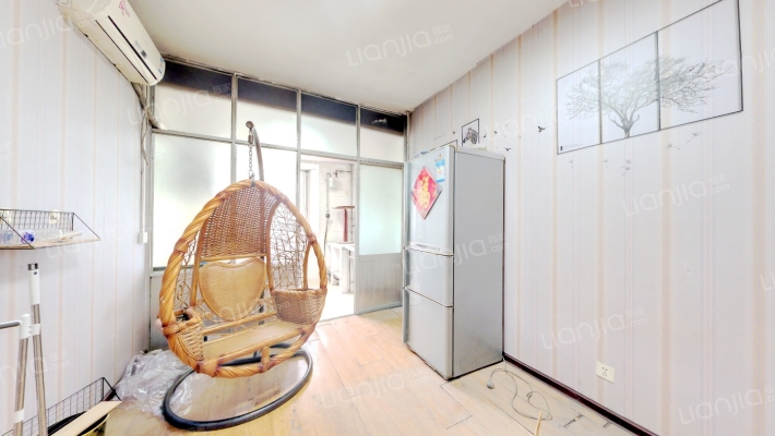 雅荷城市花园二手房实景图