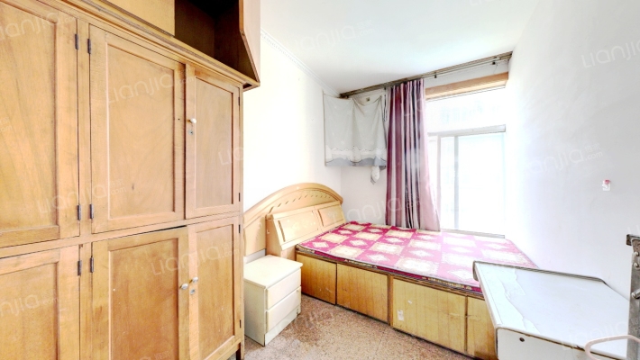 清泉寨城南区二手房实景图