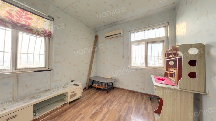 武宁路二手房实景图