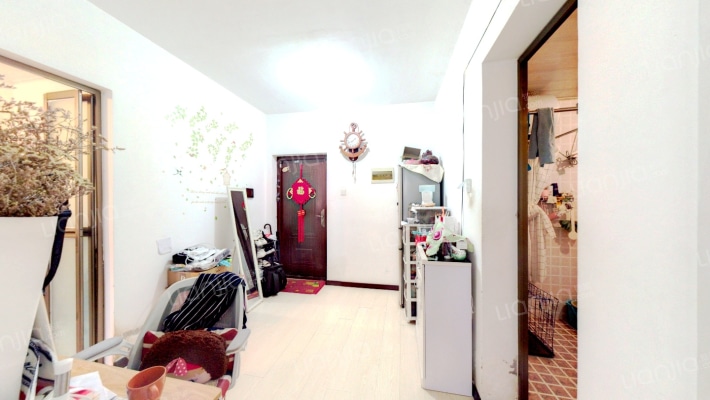 依云首府二手房实景图