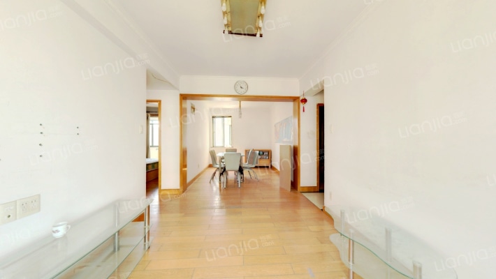 建国公寓二手房实景图