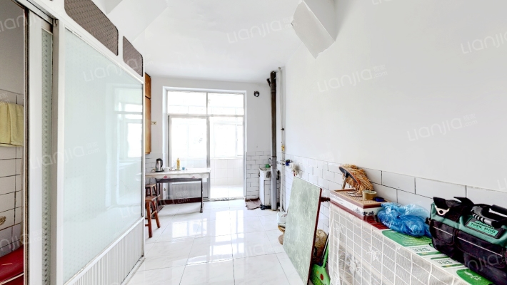 新华小区二手房实景图