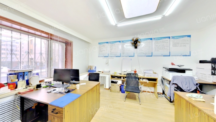 洁净街二手房实景图