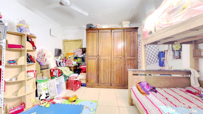 七里堡小区南区二手房实景图