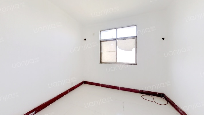 政四街2号二手房实景图