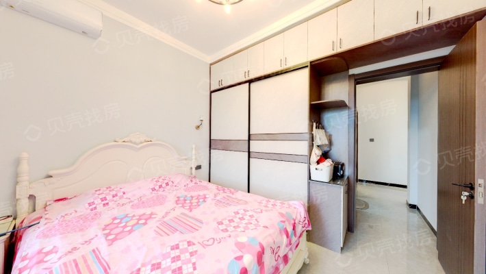 连江河畔、品质小区、墅质洋房。精装、老证过户费低-卧室B