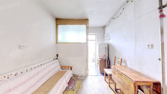 新华西社区二手房实景图