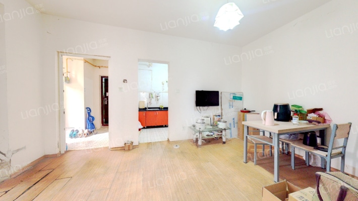 军安卫士花园二手房实景图