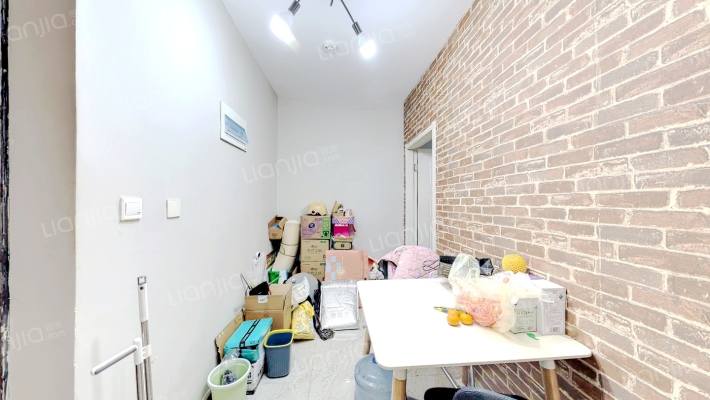 三坝公寓二手房实景图