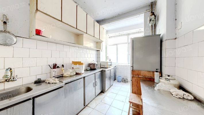 德润街二手房实景图