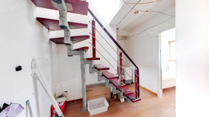 新狮新苑西区二手房实景图