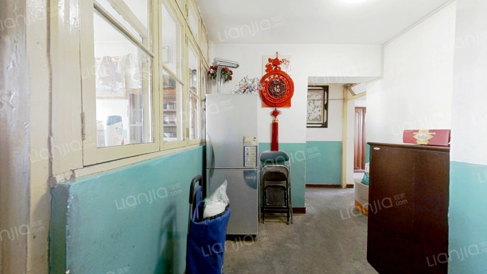 东联里二手房实景图