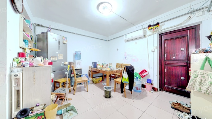 杆南西街二手房实景图