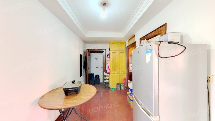 南极街二手房实景图